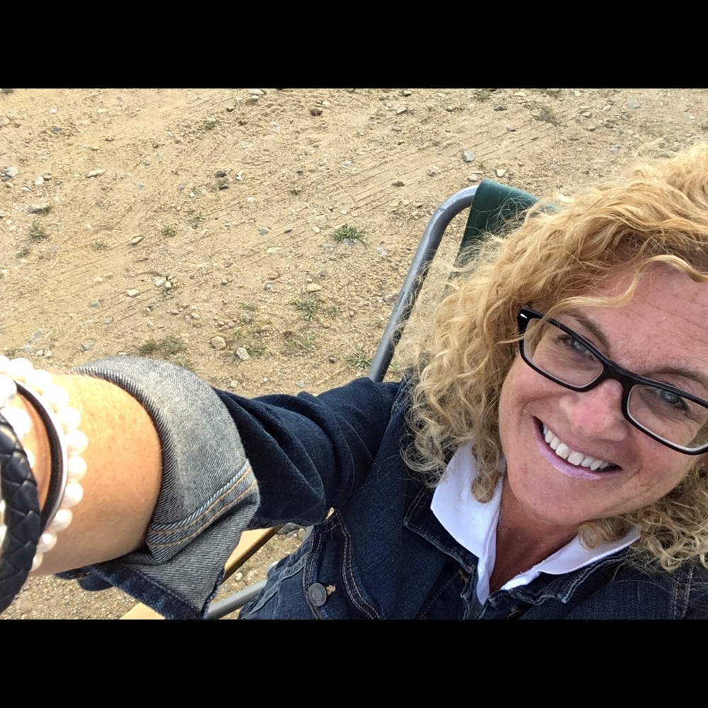 Meet your Posher, Andrea